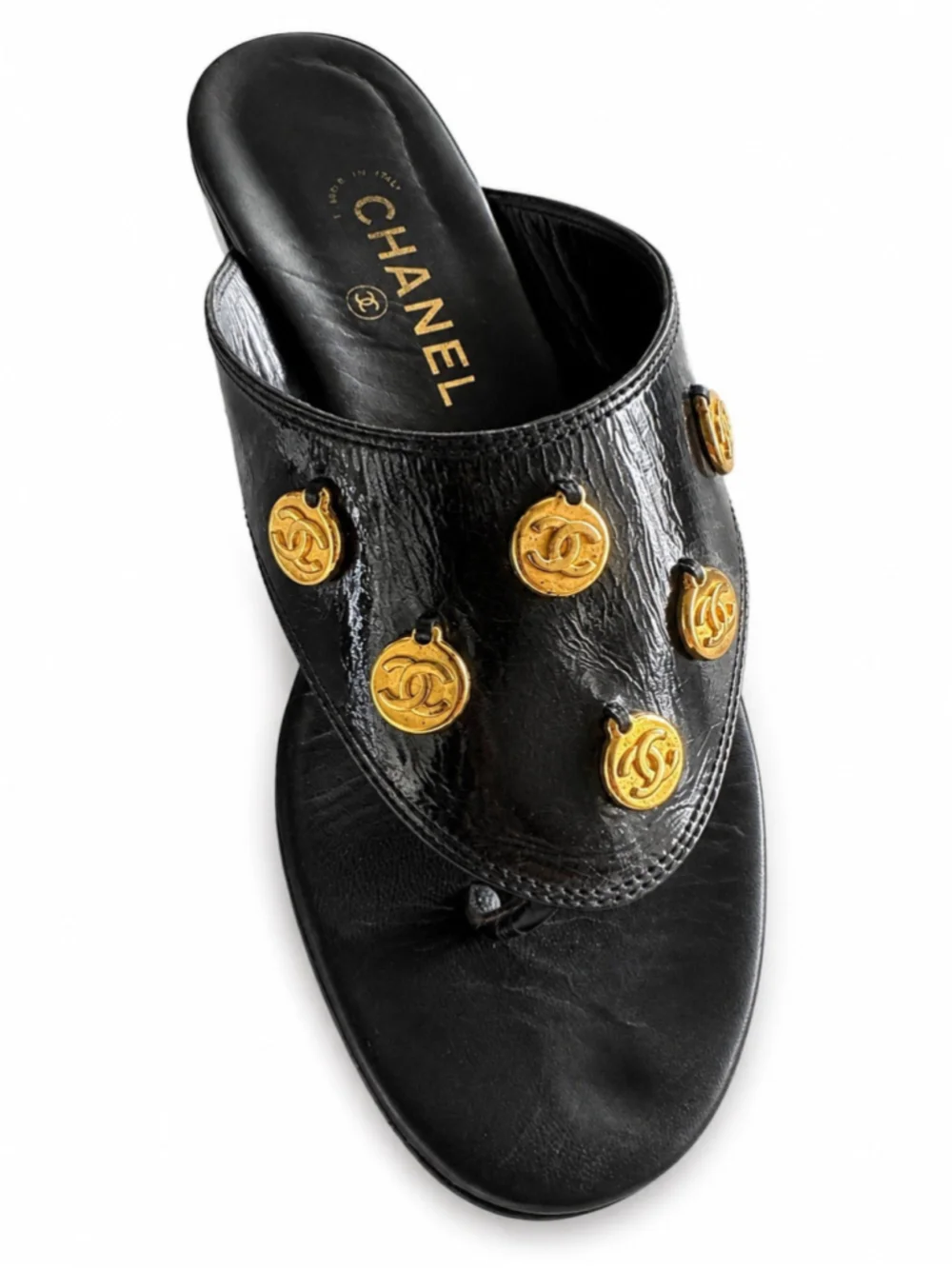 Rare Chanel CC Medallion Patent Leather Thong Sandals Black Italy 39.5 VTG